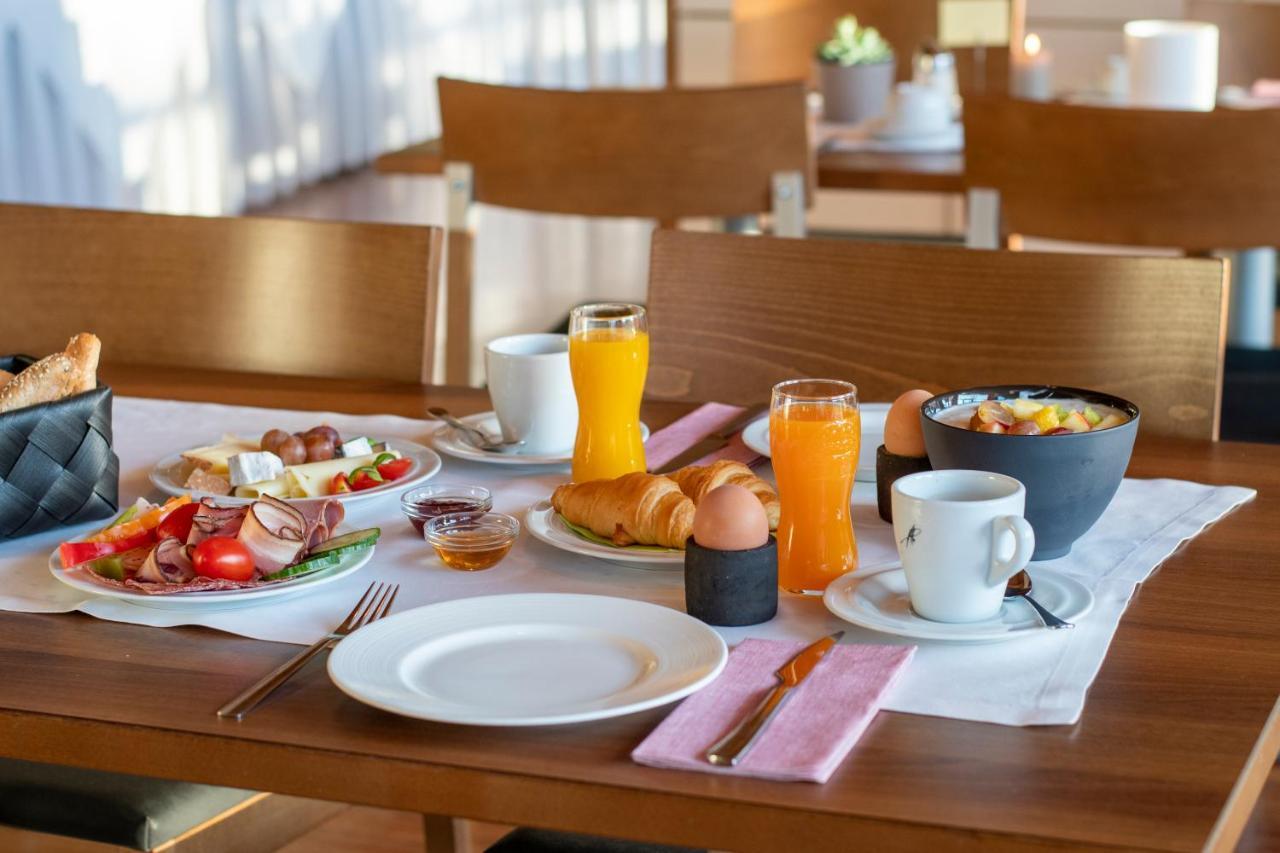 Vitalhotel Quellengarten - Bed & Breakfast لينغيناو المظهر الخارجي الصورة